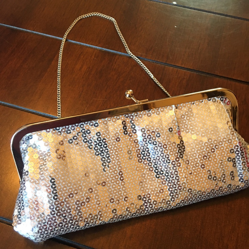 ANN TAYLOR LOFT silver sequin clutch purse